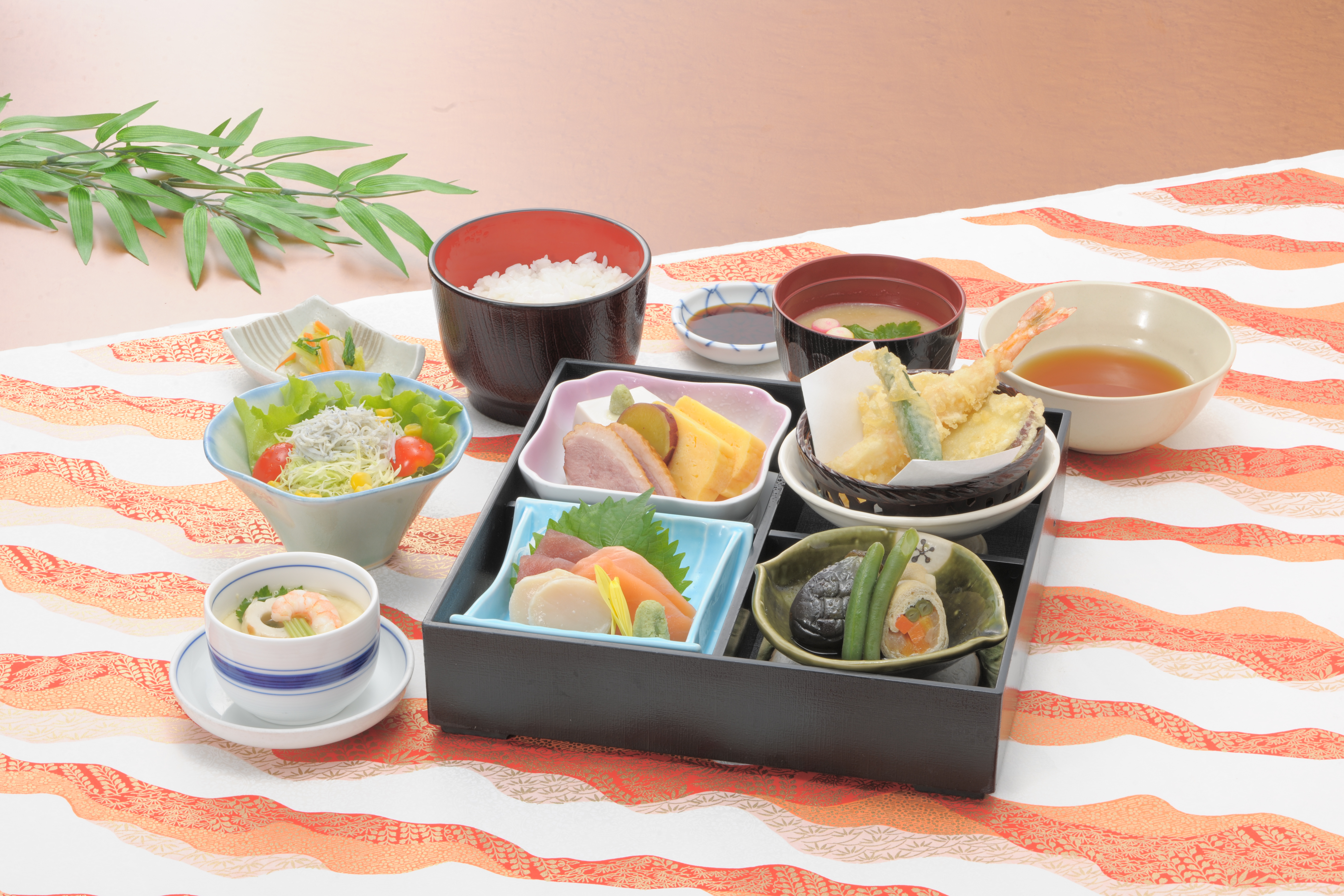 濱町 湘南台店 株式会社サガミホールディングス